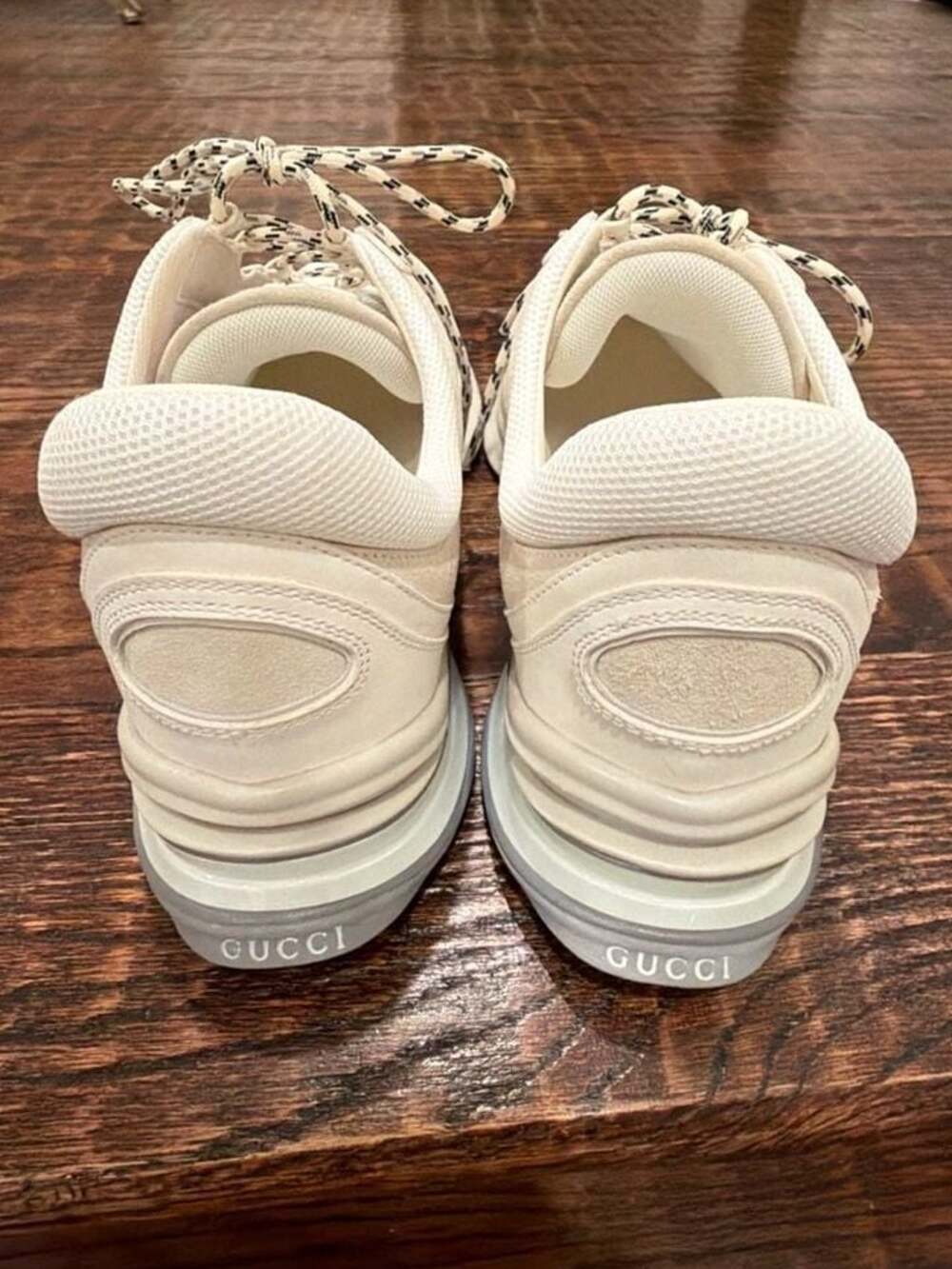 Gucci Run Suede & Mesh Cream/Grey Sneakers US14 - Picture 6 of 10